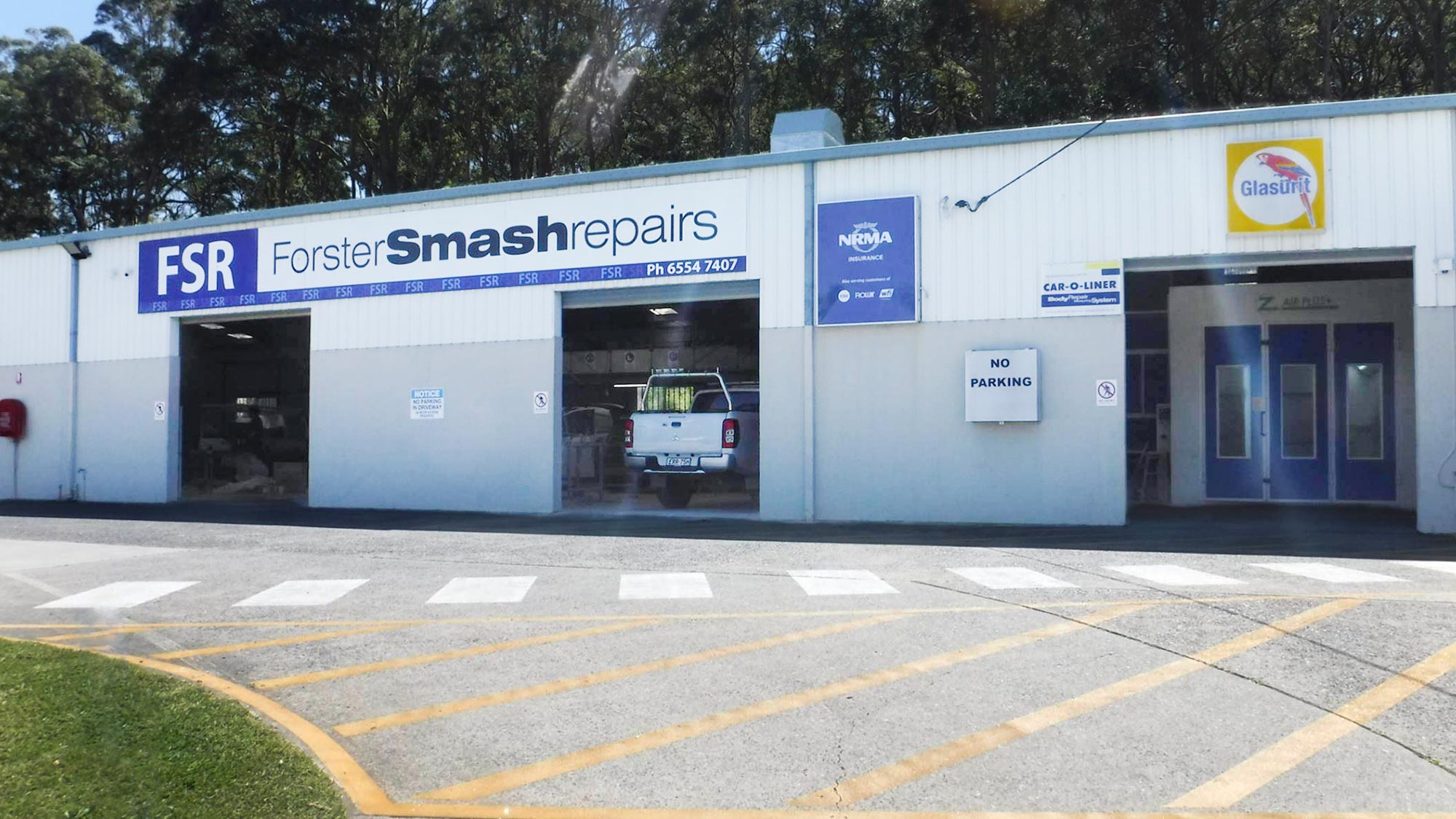 Forster-Smash-Repairs-workshop-2 Exterior view of the Forster Smash Repairs workshop